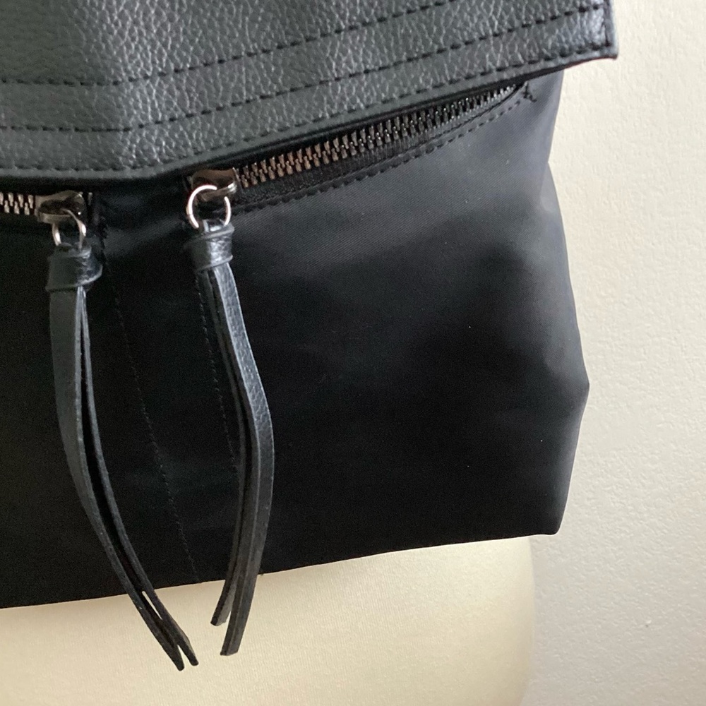 \Botkier\ Essentials Backpack - image 4